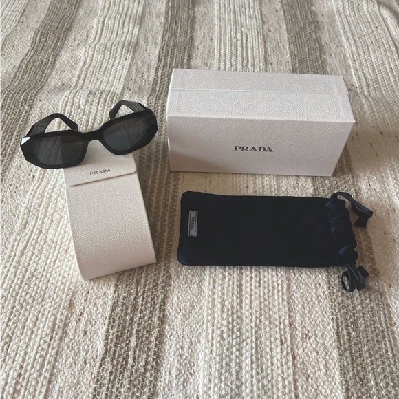 PRADA dark lens, triangle SPR 17W Black Unisex Sunglasses with box, case, & bag. - Picture 4 of 9